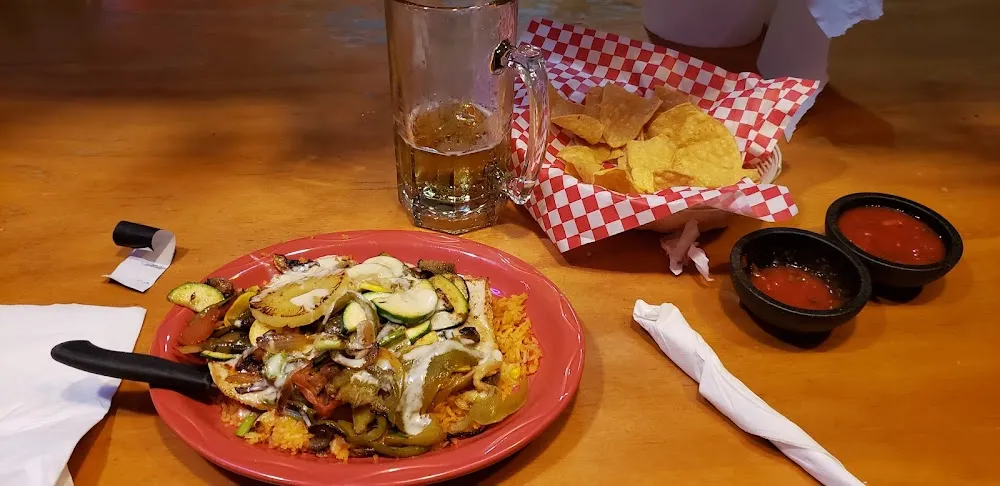 Arroz Con Pollo Chips and Salsa Bud Light Draft